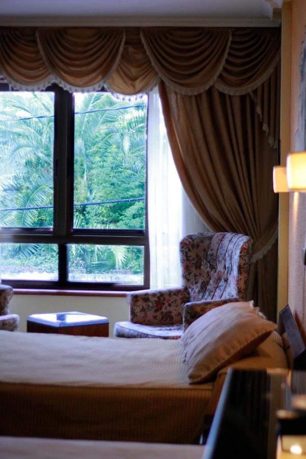 Hotel Leyton Foz Esterno foto
